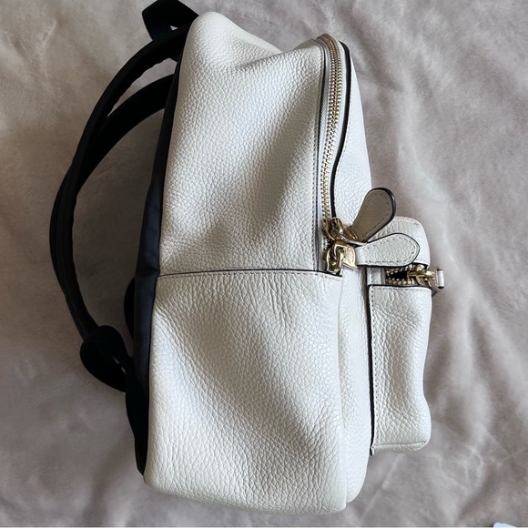 Coach Medium Charlie Backpack in Chalk - Picture 4 of 16